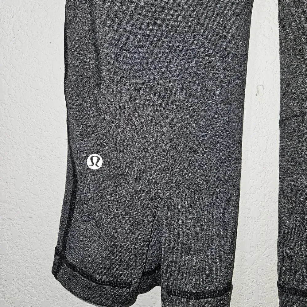 Lululemon Athletica Tadasana Slit Crop Black size 6